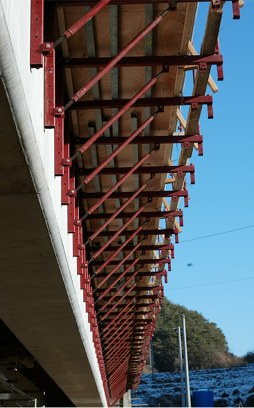 까치발 완공 모습03